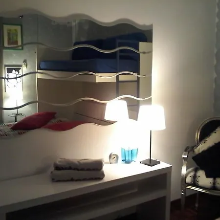 فندق مبيت وإفطار Mary Poppins's House ترييستي