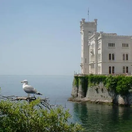 Nocleg ze śniadaniem Mary Poppins's House Triest