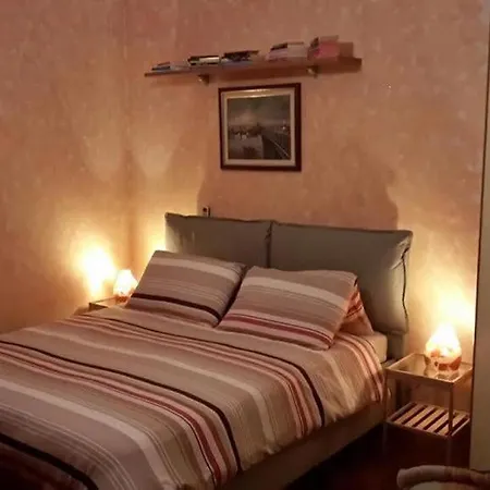 לינה וארוחת בוקר Mary Poppins's House טריאסטה